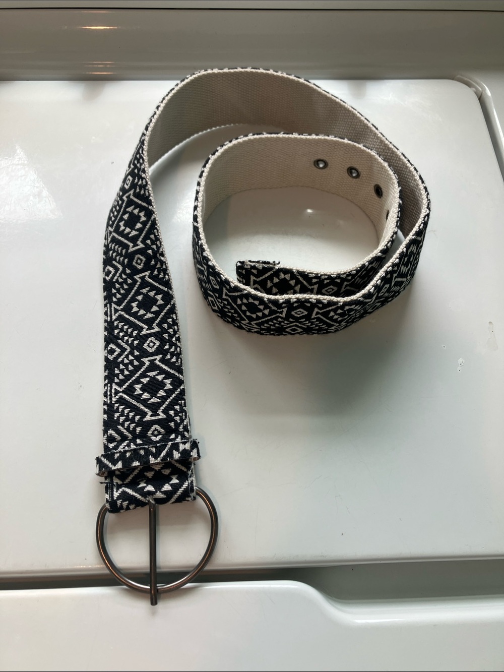 Black & White Aztec Pattern Fabric Belt with Round Buckle